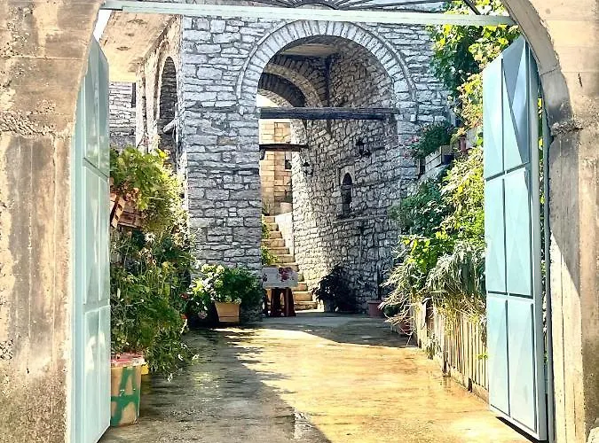 Vakantiehuis Kubeja Gjirokastër
